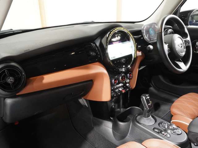 MINI COOPER SD 5DOOR