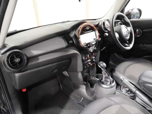 BMW MINI COOPER 5DOOR