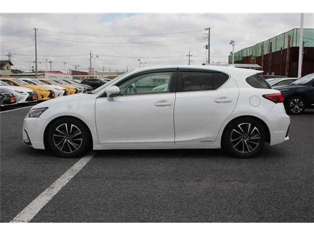 LEXUS CT200h