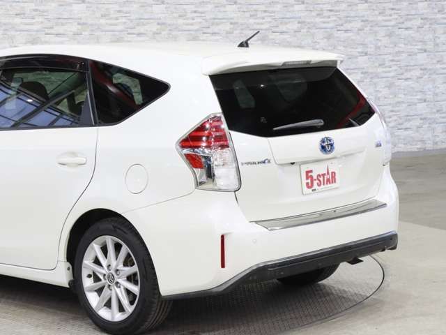PRIUS Alpha