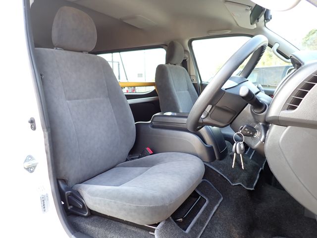 HIACE wagon