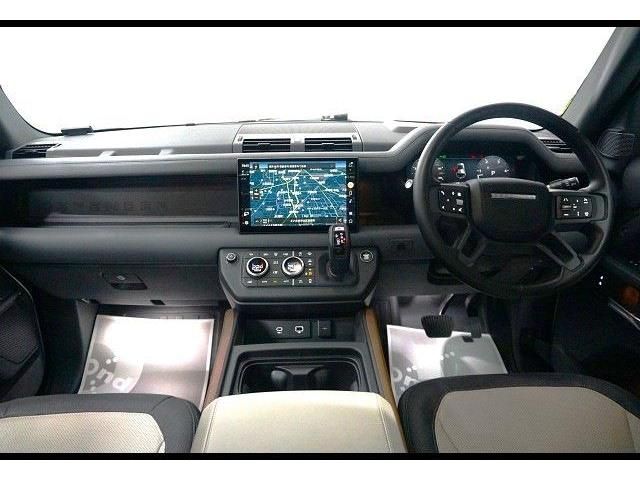 ROVER DEFENDER