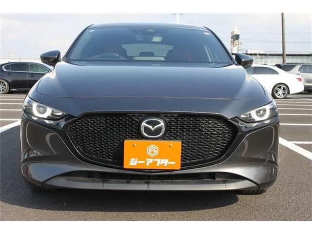 MAZDA3 FASTBACK