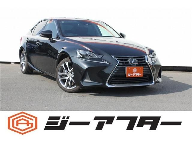 LEXUS IS200t