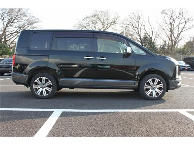 DELICA D:5 4WD