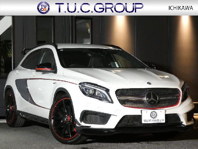 MERCEDES AMG GLA class