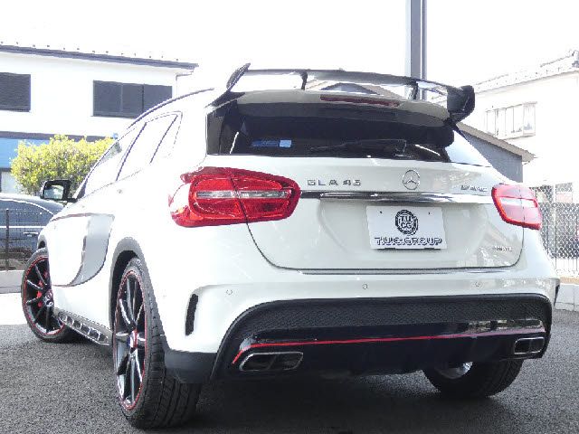 MERCEDES AMG GLA class