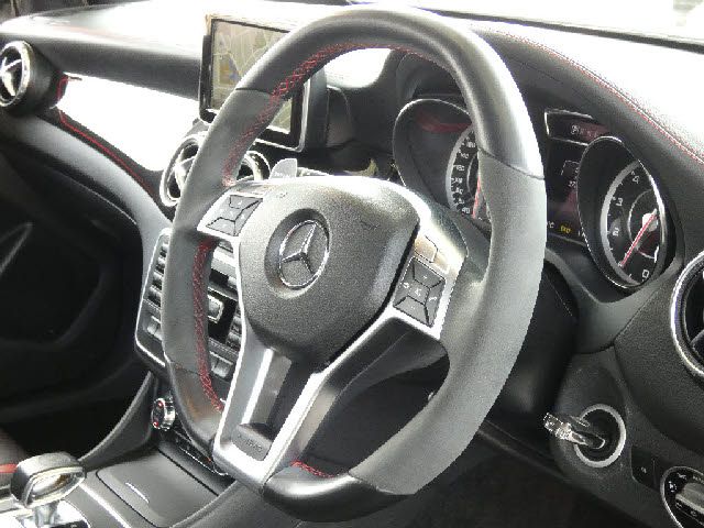 MERCEDES AMG GLA class