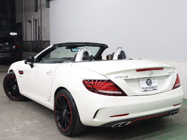 MERCEDES AMG SLC class