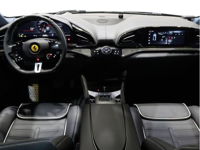 FERRARI Purosangue