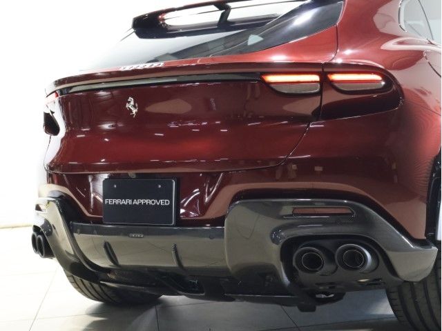 FERRARI Purosangue