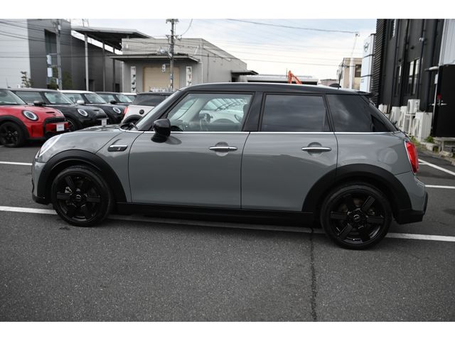 MINI COOPER S 5DOOR