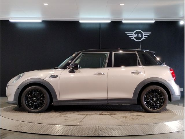 MINI COOPER D 5DOOR