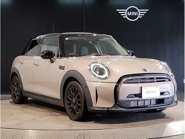 MINI COOPER D 5DOOR