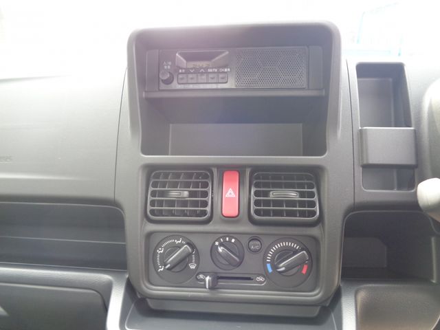 CLIPPER truck