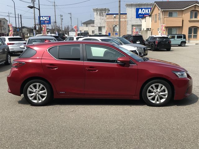 LEXUS CT200h