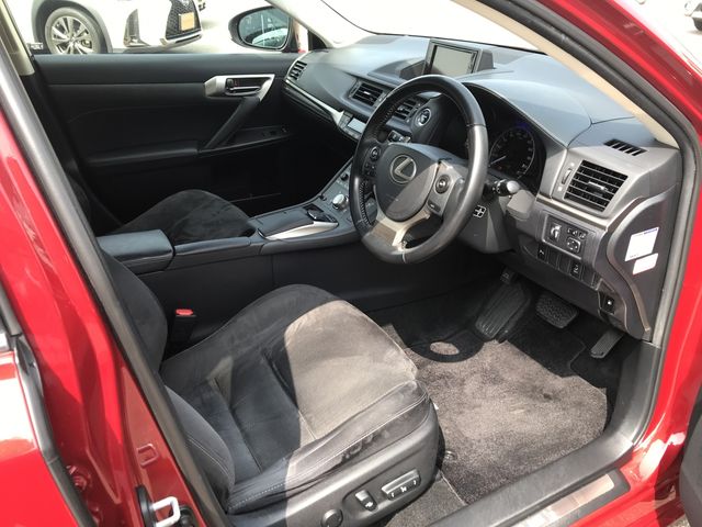 LEXUS CT200h