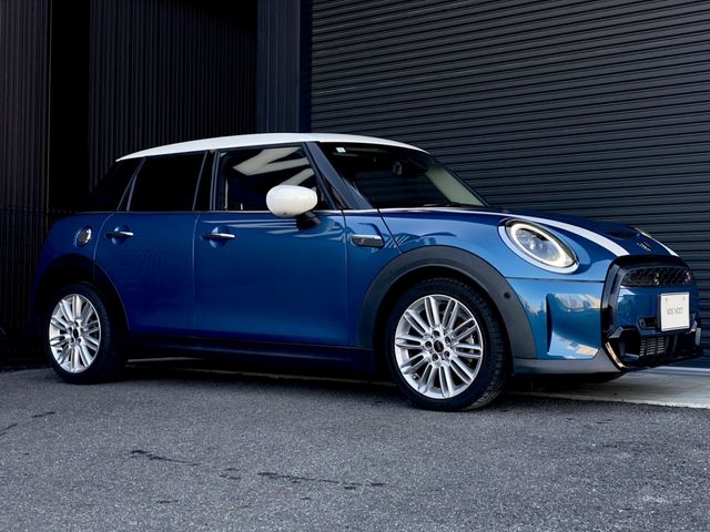 MINI COOPER SD 5DOOR