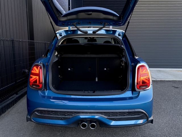 MINI COOPER SD 5DOOR