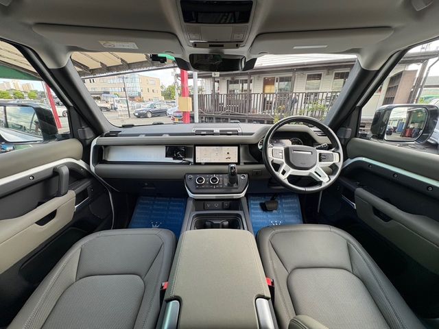 ROVER DEFENDER