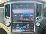 CROWN sedan hybrid