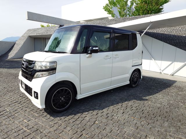 N-BOX CUSTOM