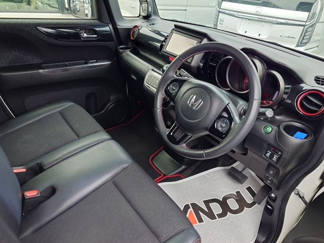 N-BOX CUSTOM