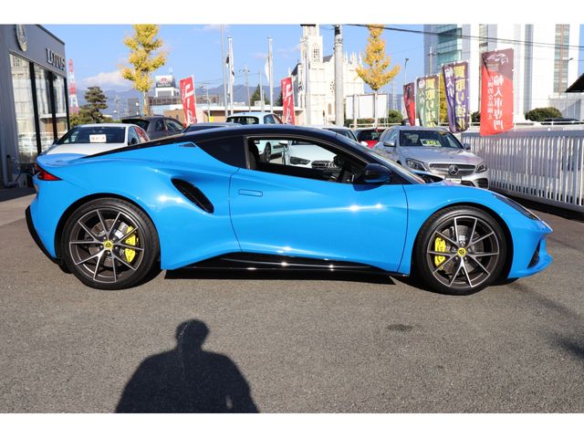 LOTUS EMIRA