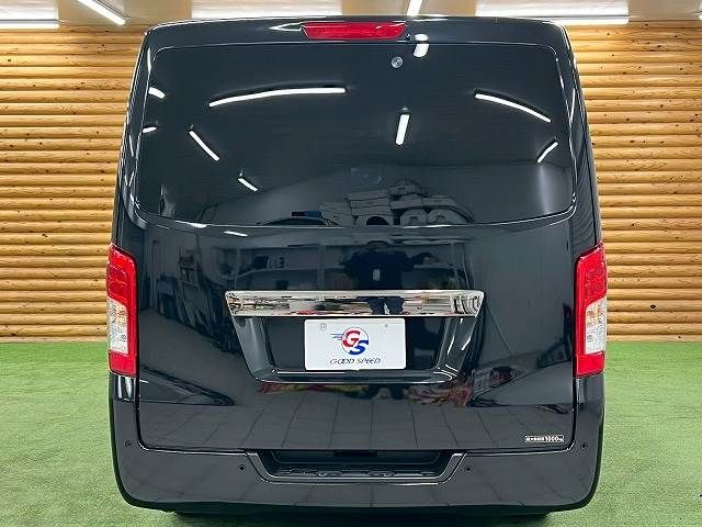 CARAVAN van 2WD