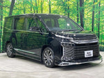 VOXY HYBRID