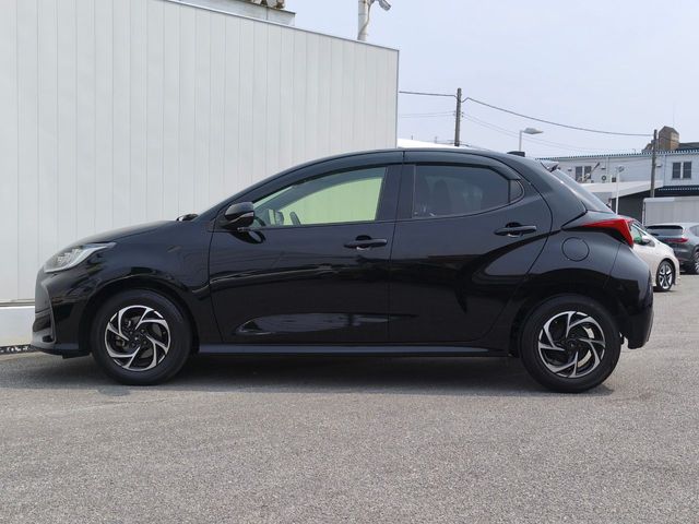 YARIS