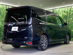 VOXY HYBRID