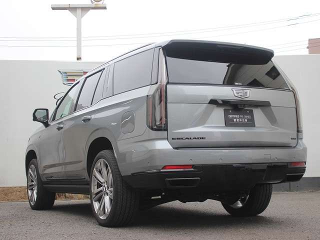 CADILLAC ESCALADE