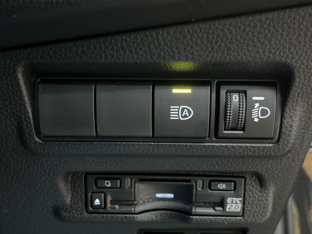 COROLLA CROSS HYBRID