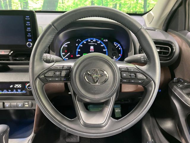 YARIS CROSS HYBRID