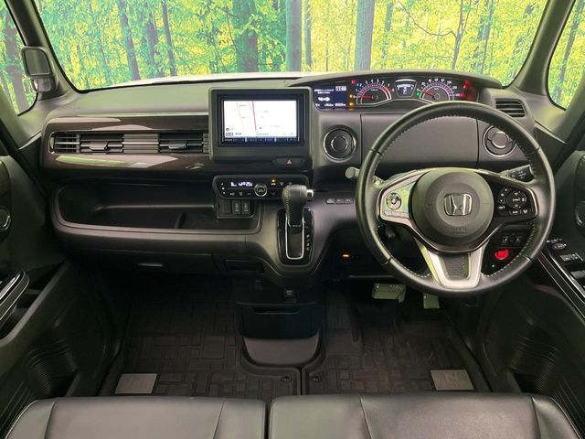 N-BOX CUSTOM