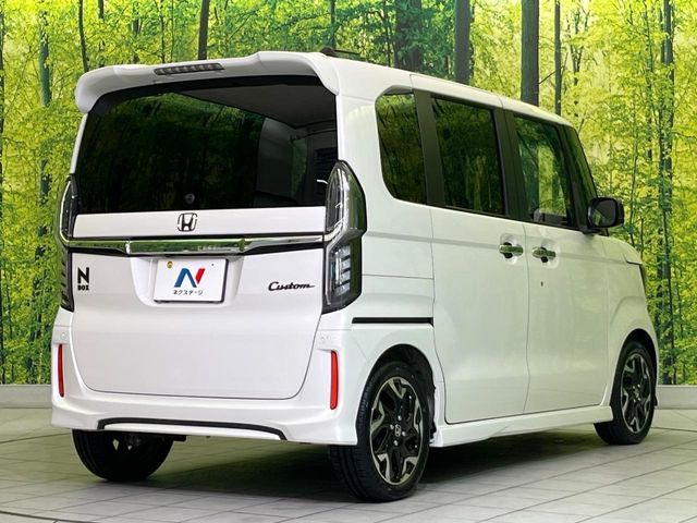 N-BOX CUSTOM
