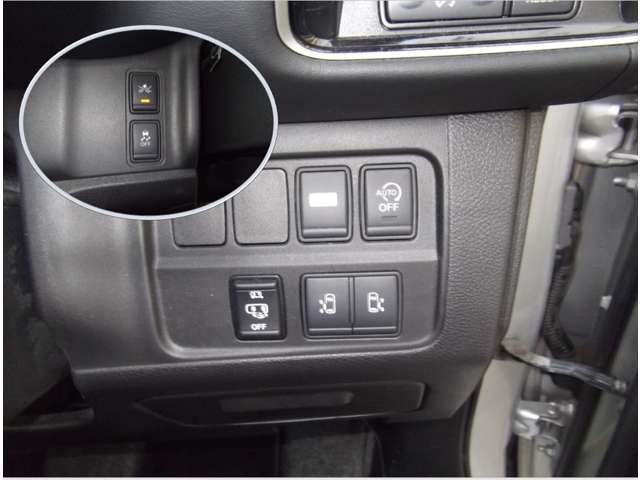SERENA  S-HYBRID 4WD