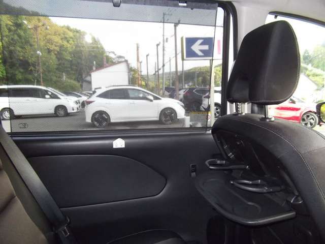 SERENA  S-HYBRID 4WD
