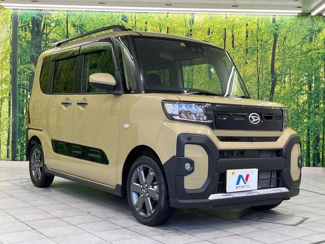 TANTO FAN CROSS 4WD
