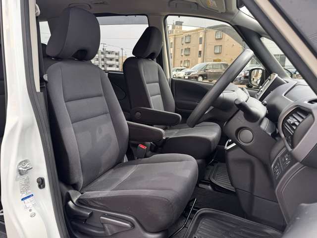 SERENA  S-HYBRID 4WD