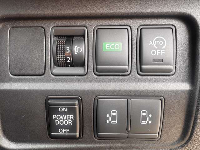 SERENA  S-HYBRID 4WD