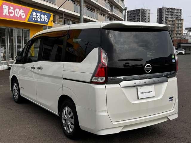 SERENA  S-HYBRID 4WD