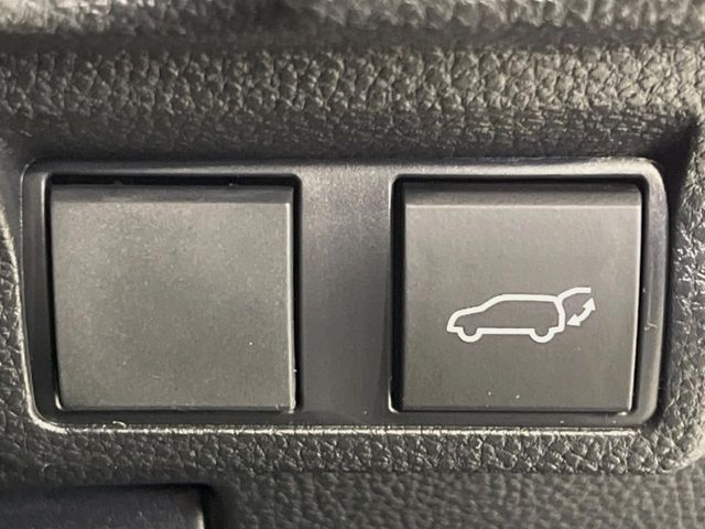 COROLLA CROSS HYBRID
