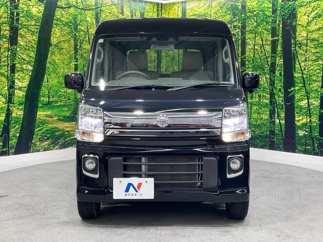 NV100 CLIPPER RIO