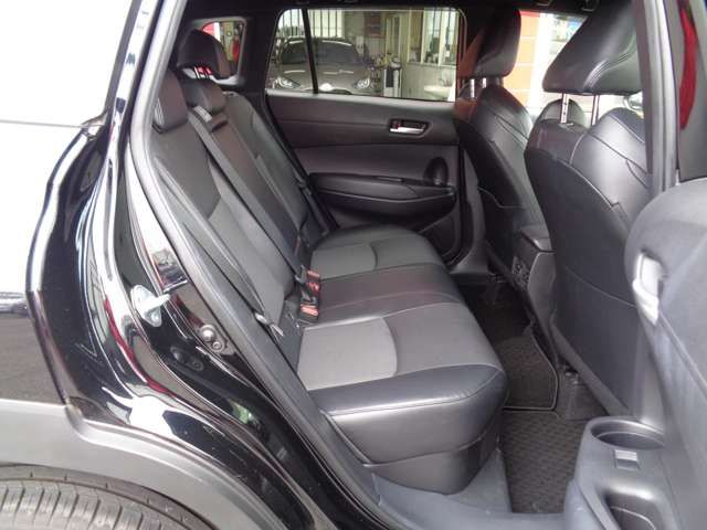 COROLLA CROSS HYBRID