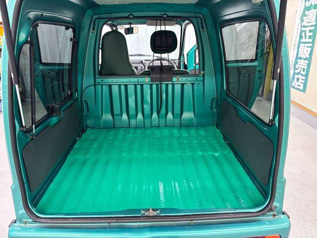 MIDGET2 cargo