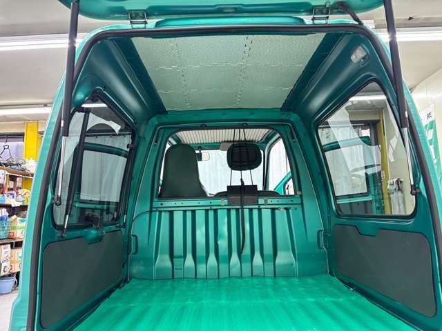 MIDGET2 cargo