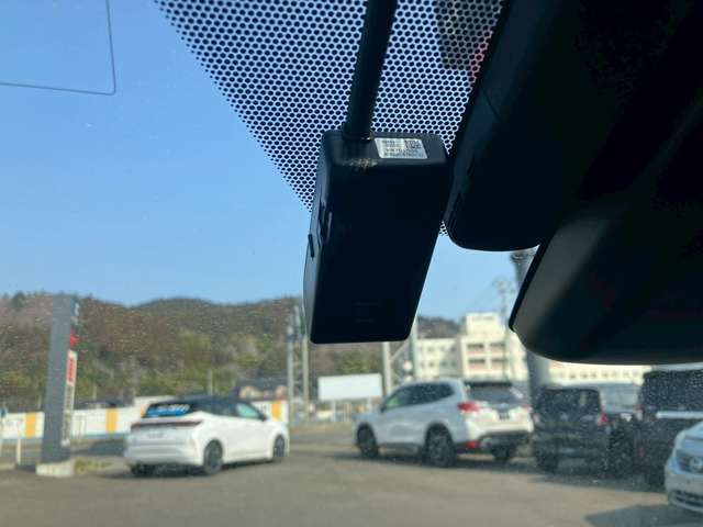 PRIUS 4WD