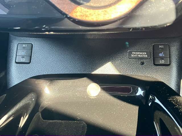PRIUS 4WD